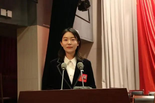 1675383575380347.jpg 张丹.jpg