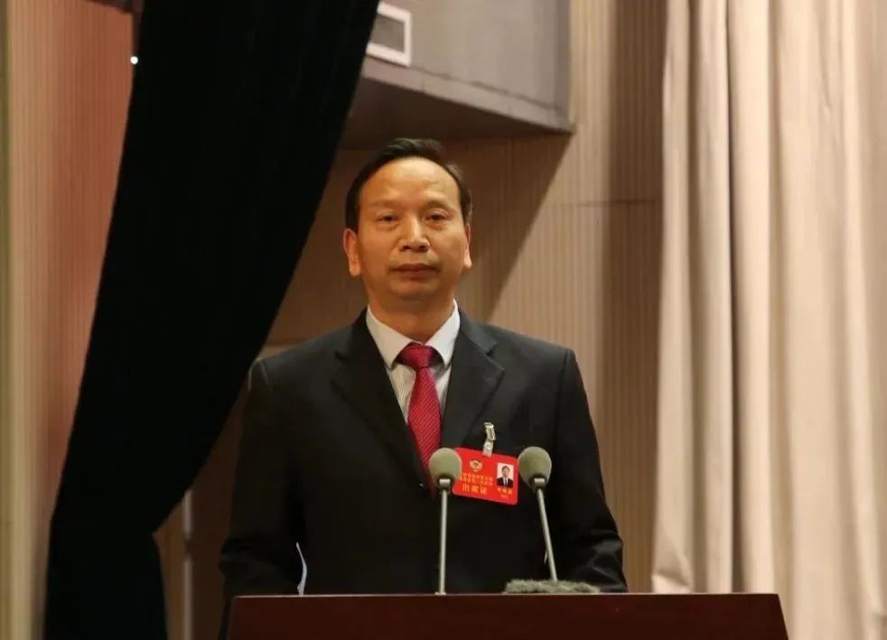 1675383708133277.jpg 田晓健.jpg