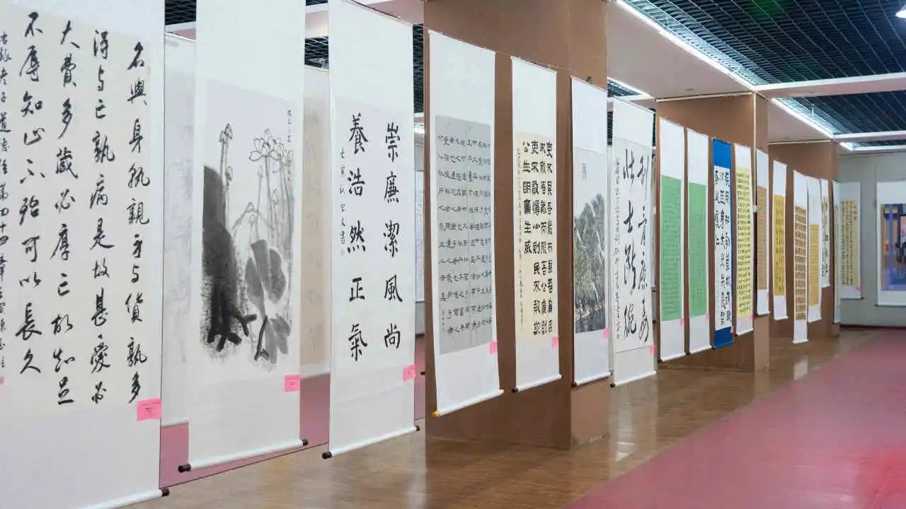 ec12e6c48956faf07f5494241e56a3ed.jpg